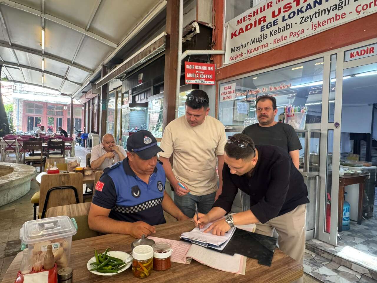 Menteşe’de Esnafa Zabıta ve Emniyetten Sıkı Denetim 6